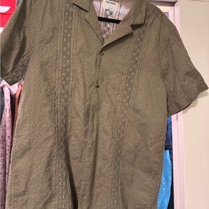 Old Navy Men's Casual Olive Button Down Shirt